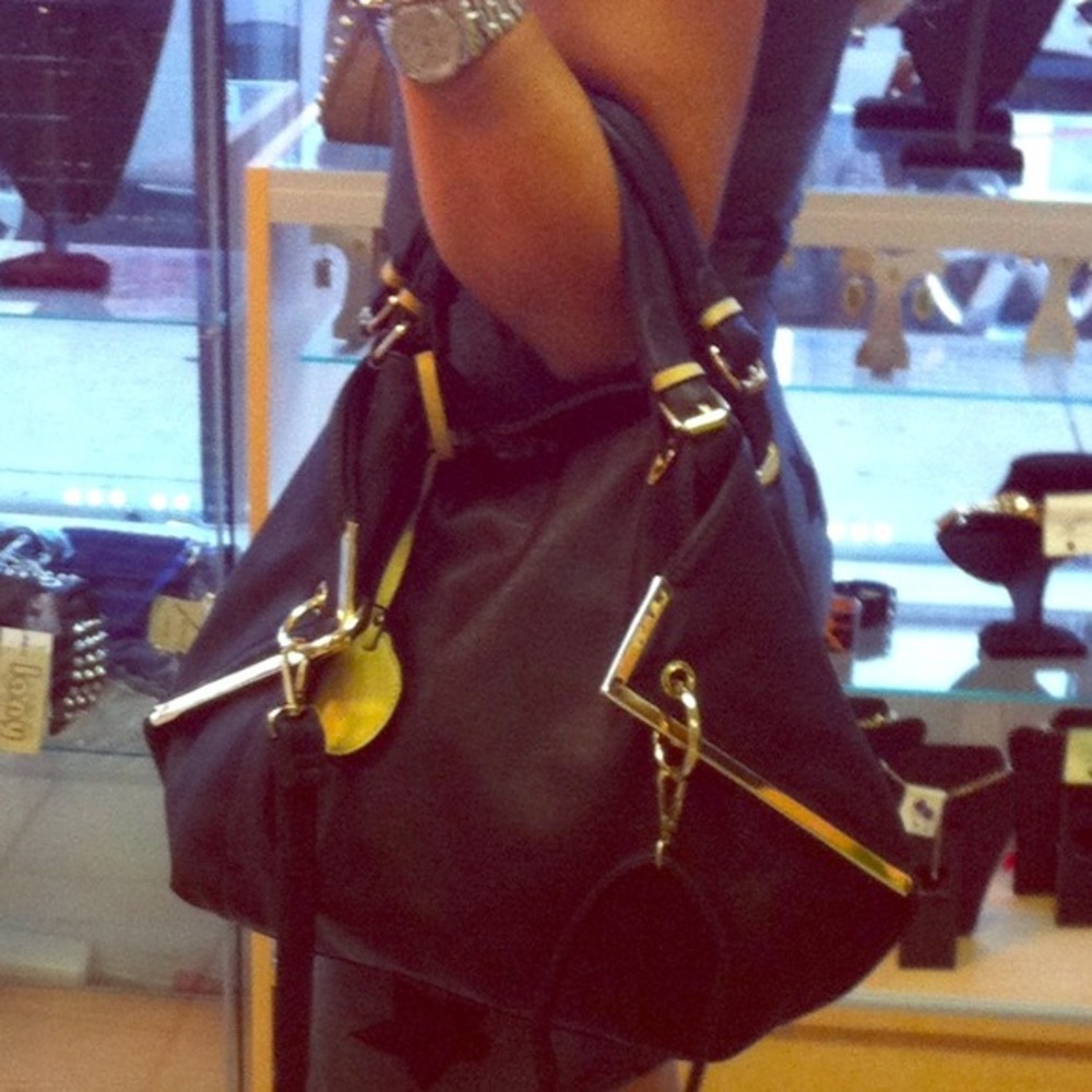 ✨Sold✨ Hobo black gold metallic edges bag
